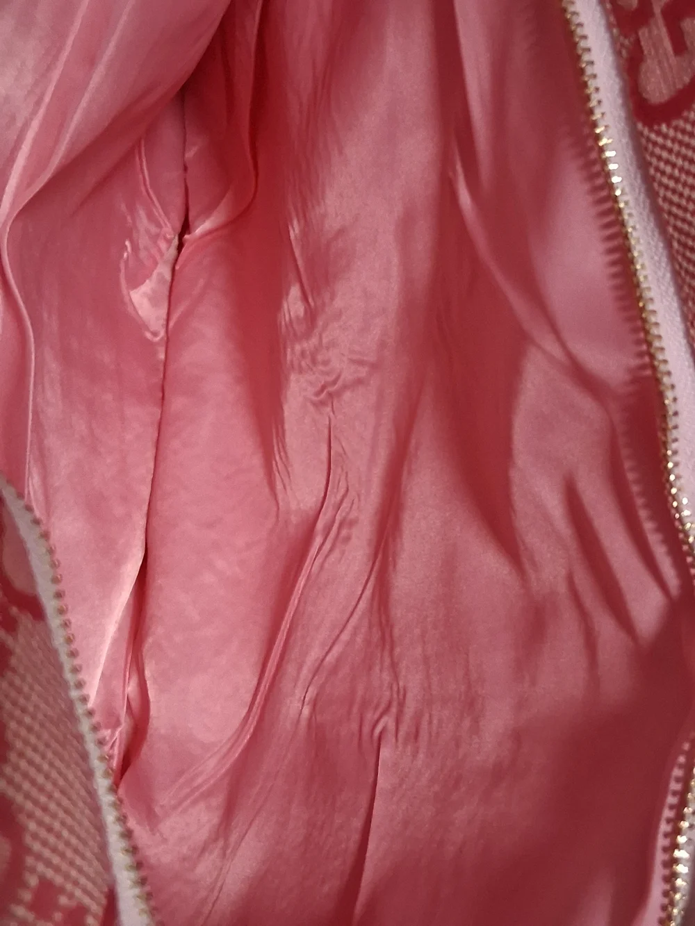 Embroidered  Tote Lined/ With Pink Charm - Picture 6 of 7